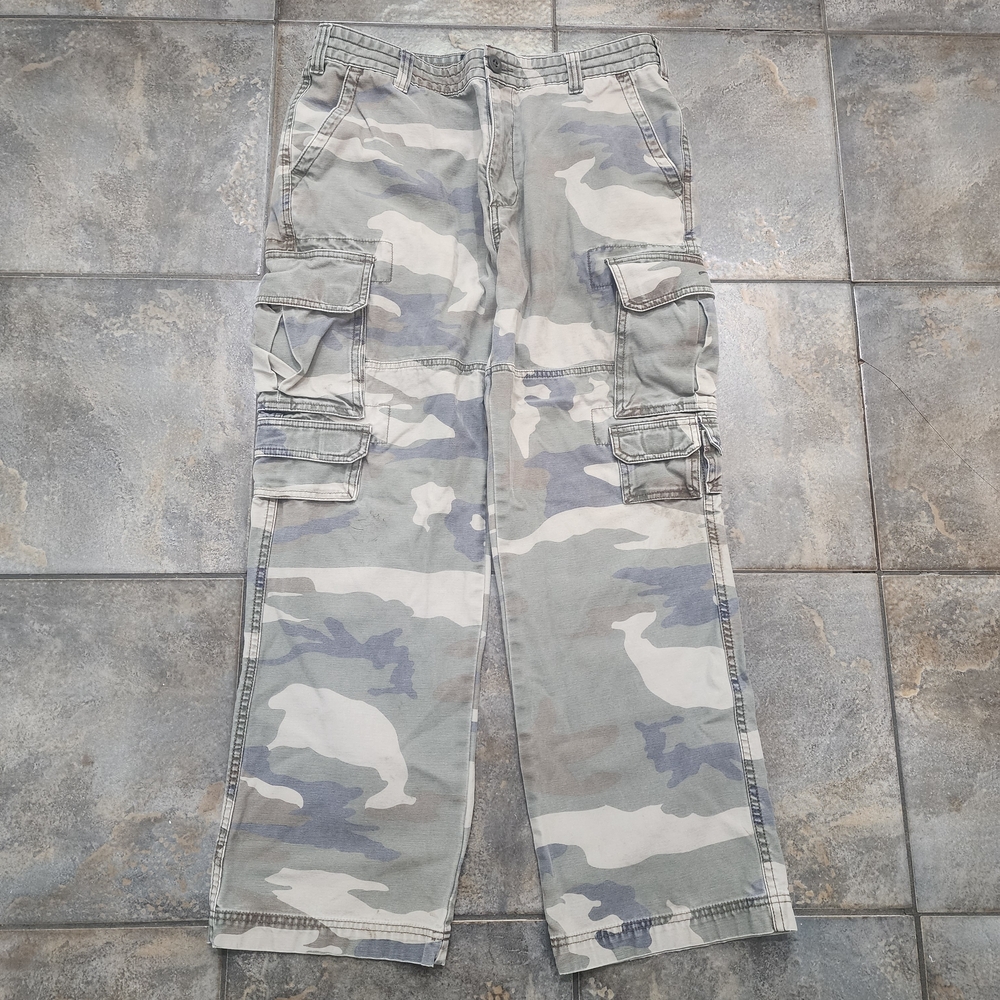Vintage Y2K Redhead Men's 34x30 Faded Woodland Camo Baggy Skater Cargo Pants